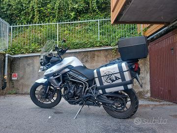 Triumph Tiger 800 xrx