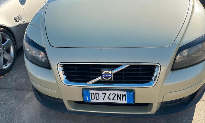 VOLVO C30