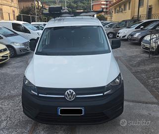 Volkswagen Caddy 4x4 2.0 TDI CON ATTREZZATURA