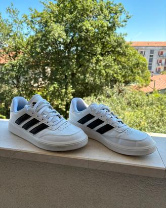 Adidas 42