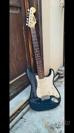 Linko Stratocaster anni ’90 Blu Scuro – chitarra