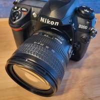 Nikon D200 DSRL + Obiettivo Nikkor 18-70 3.5/4.5 G