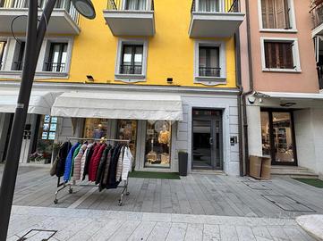 NEGOZIO A GRADO