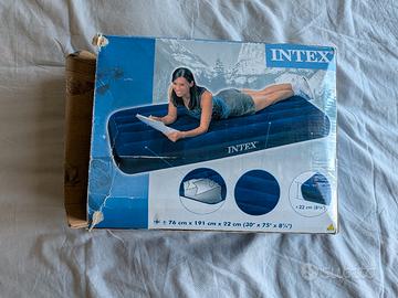 materassino da campeggio Intex