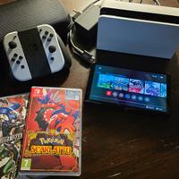 Nintendo Switch OLED Bianca + 3 Giochi + Garanzia