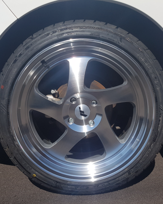 Jr15 japan racing 4x108 r18