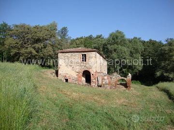 CL37 - Rustico Casale da Ristrutturare in Torrita