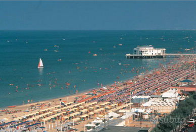 Senigallia 500 mt mare 7 posti letto