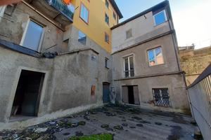 Locali centro Ovada