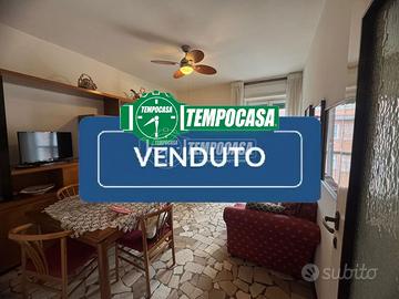 TRILOCALE DA PERSONALIZZARE !!