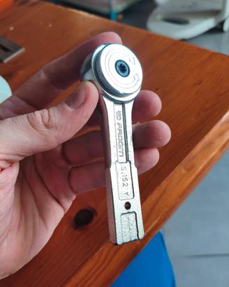 cricchetto facom s.152
