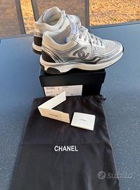 chanel runner