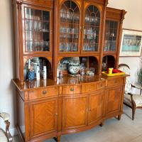 Grande Cristalliera Antica in Legno Intarsiato