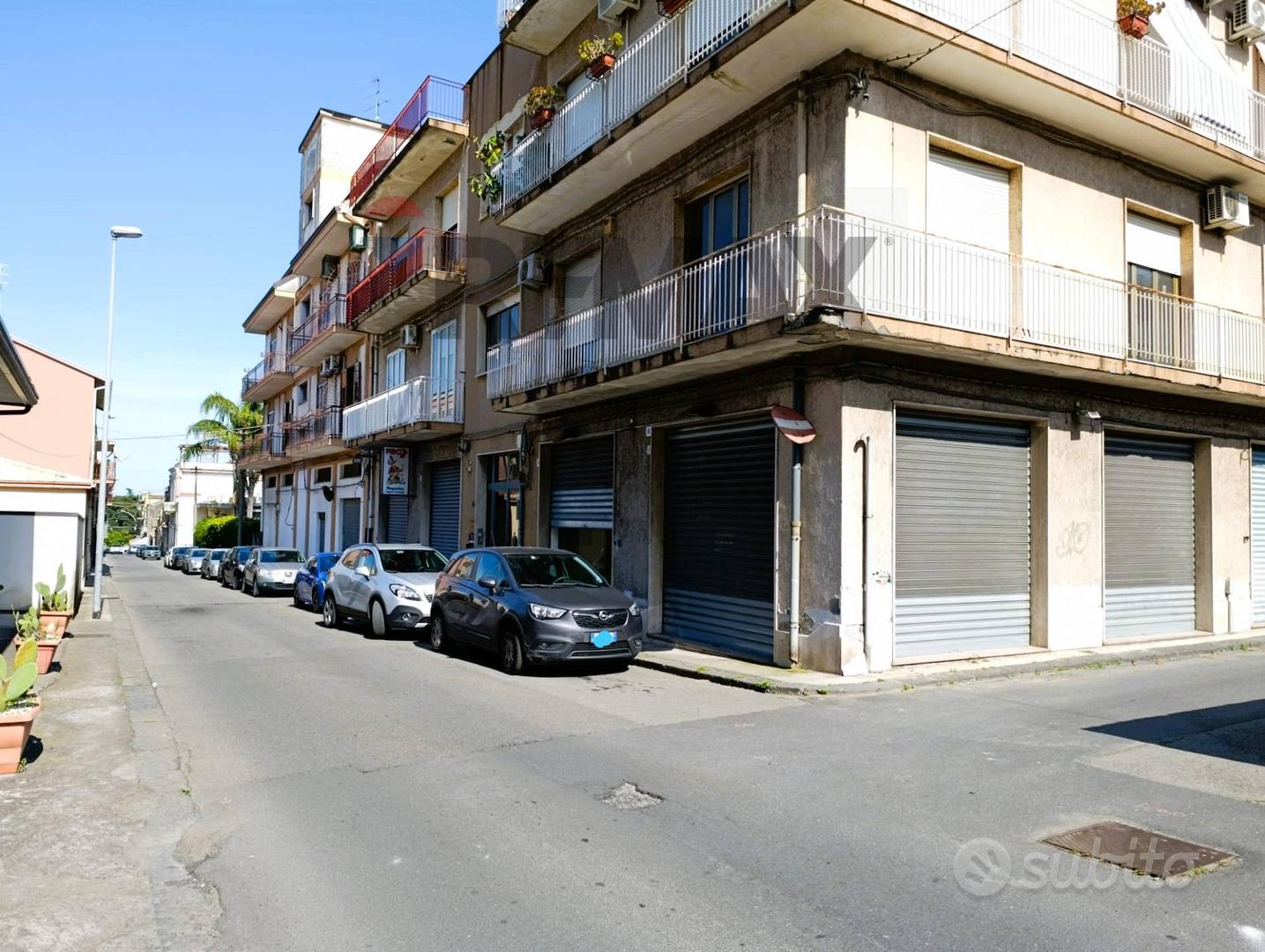 Negozio - Giarre - Vista 2