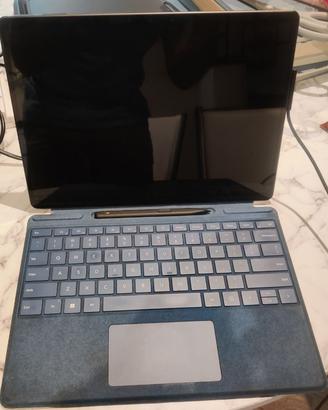 Surface Pro 9+Tastiera+Penna [i5-1235, 8GB, 256GB]