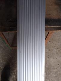 Profili alluminio sagomato