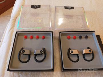 coppia di auricolari wireless stereo true 