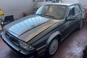 Alfa Romeo 75 1.8i turbo America