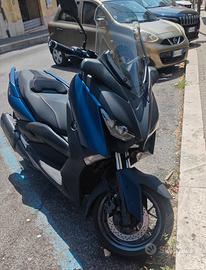 YAMAHA X MAX 300