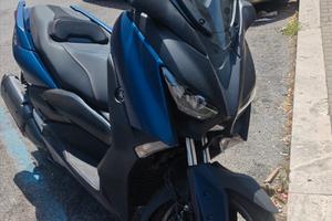 YAMAHA X MAX 300