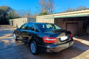 Mercedes Benz E 250 blue Efficiency Elegance
