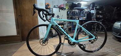 Bianchi Sprint Shimano Ultegra 11v disc