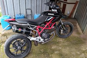 Ducati Hypermotard 1100