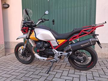 Moto Guzzi V85tt