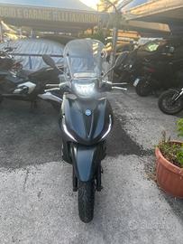 Piaggio Beverly 300 S Hpe