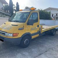 IVECO DAILY 65c15 CARROATTREZZI 2008