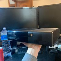 Xbox 360 E 250GB