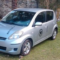 Daihatsu Sirion 4x4 adatta a neopatentati 