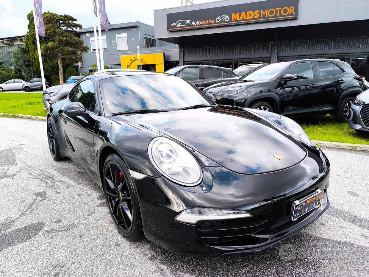 PORSCHE 911 (991)