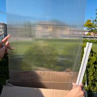 Tettoia da parete in plexiglass