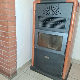Stufa a pellet CS THERMOS modello LADY