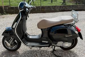 Vespa Gts 250 i.e