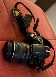 NIKON D3000
