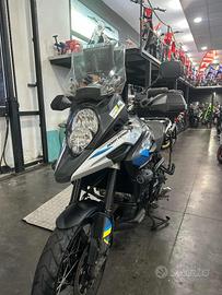 SUZUKI V-Strom 1000 v strom 1000