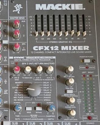 Mixer Mackie CFX 12