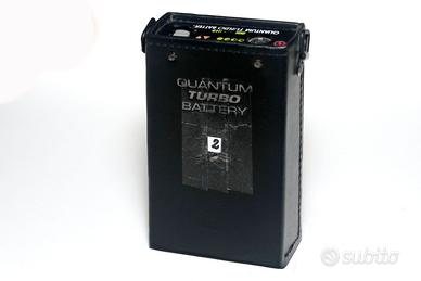 Quantum Turbo battery for flash cavi attacco Canon