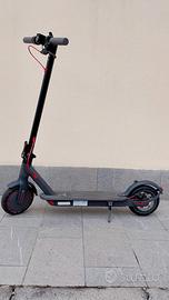 Monopattino Elettrico 350 Watt