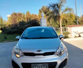 Kia Rio 1.1 CRDi WGT 5p. LX