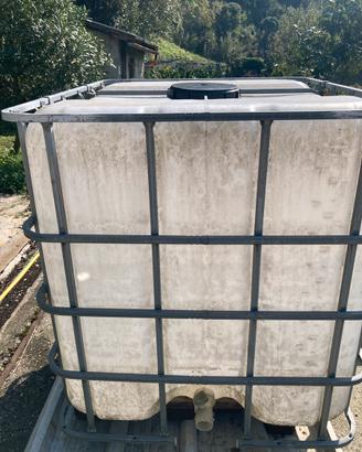 Metro cubo plastica
