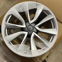 4 Cerchi Tesla da 19 pollic ,nuovi in lega argento