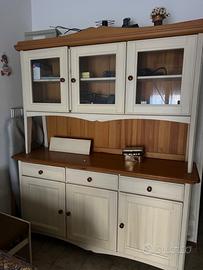 Credenza più tavolo e sedie “Grattarola