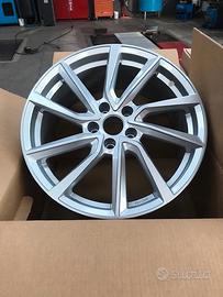 4 cerchi Avus 19 pollici per Ford e Volvo