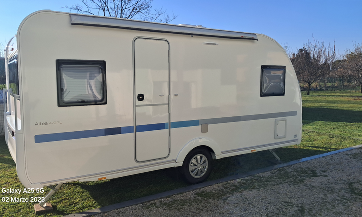 Caravan adria 472 pu