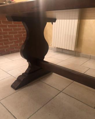 Tavolo in legno
