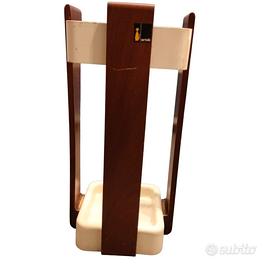 Portaombrelli di design vintage, prodotto da Artek