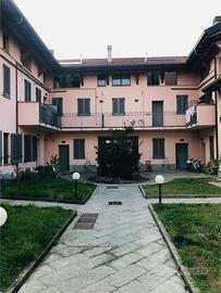 Monolocale a Sovico con box